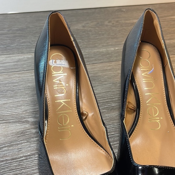 Calvin Klein leather heels woman’s size 8.5 (f10) - Picture 5 of 7